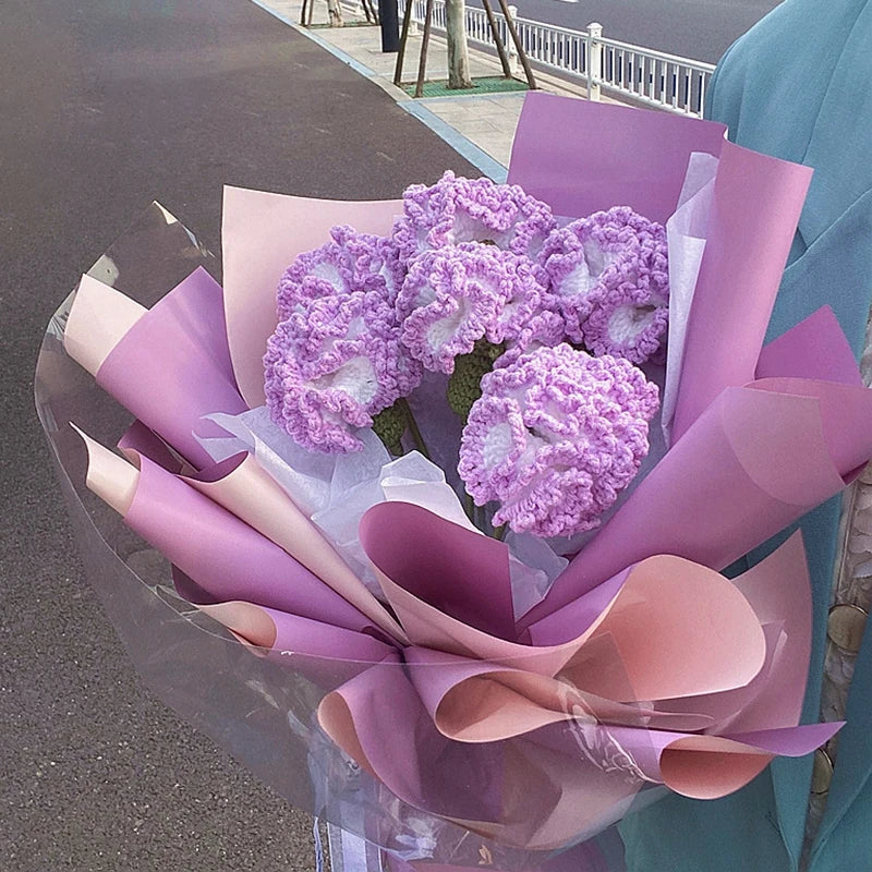 Mini Bouquet Poupée Diplômée au Crochet