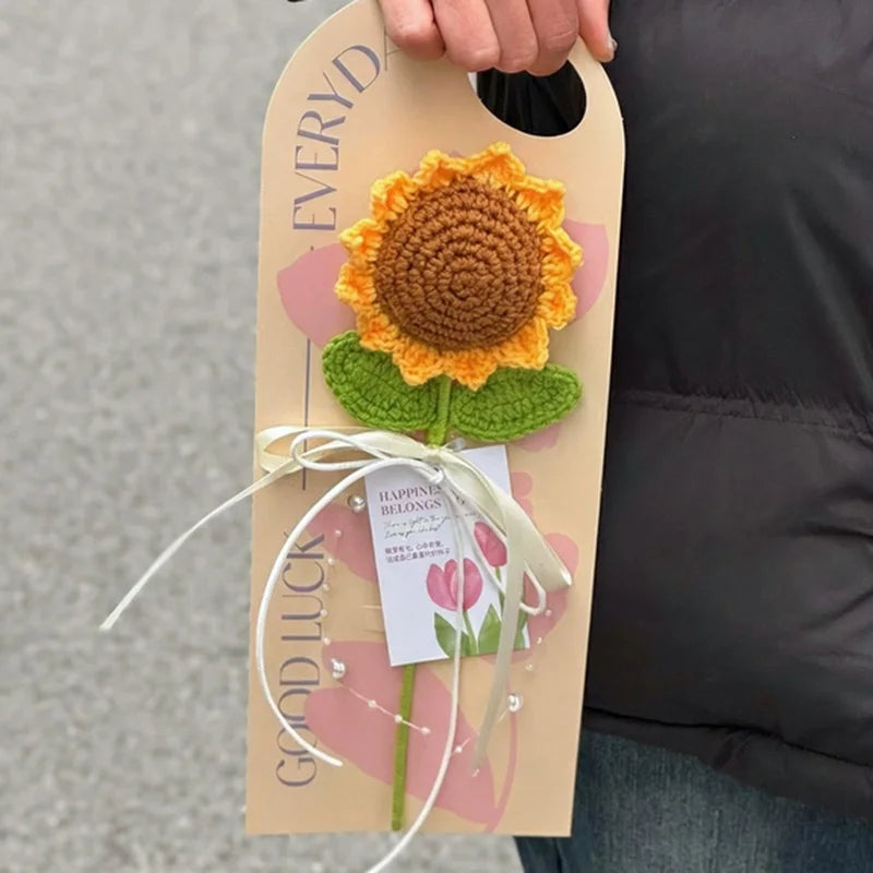 Mini Bouquet Poupée Diplômée au Crochet