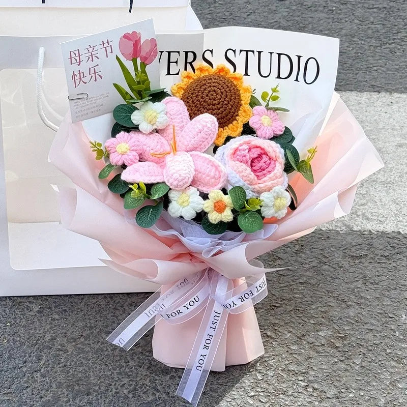Bouquet de Roses au Crochet en Sac Cadeau – Rose, Bleu, Violet & Rouge