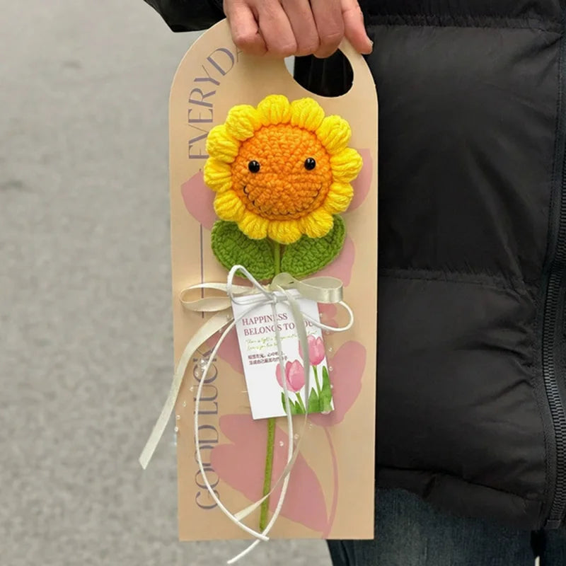 Mini Bouquet Poupée Diplômée au Crochet