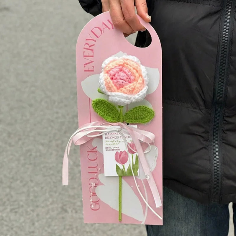 Mini Bouquet Poupée Diplômée au Crochet